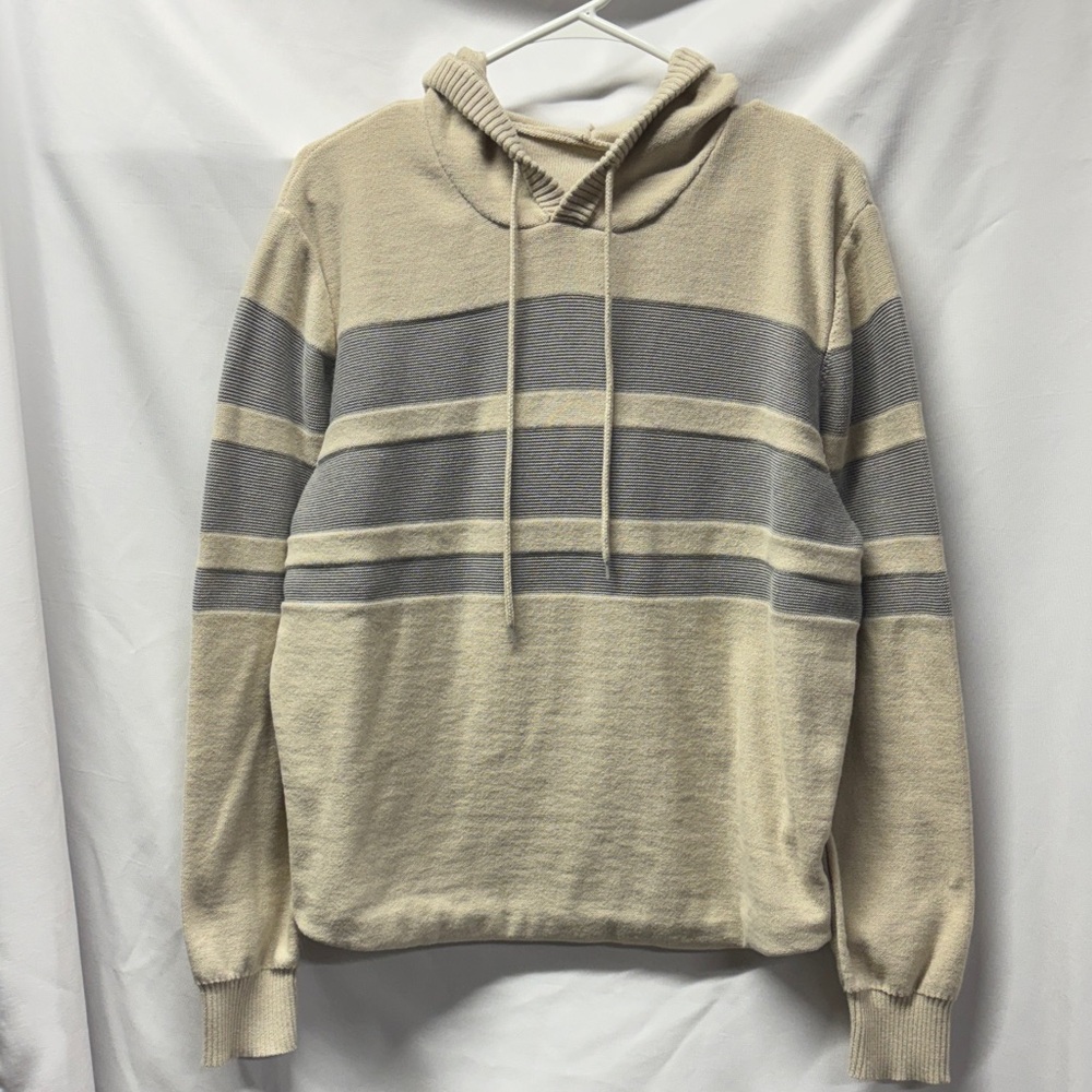 🧣 Manfinity/Shein Beige and Gray Striped  Hoodie